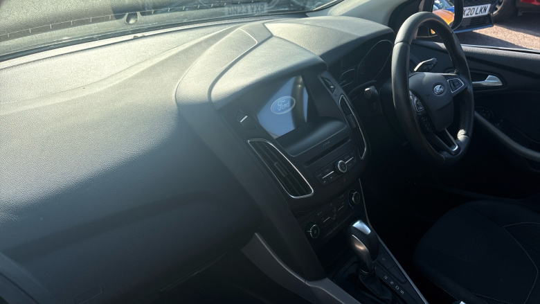 Ford Focus 1.0 EcoBoost 125 Zetec Edition 5dr Auto Petrol Estate